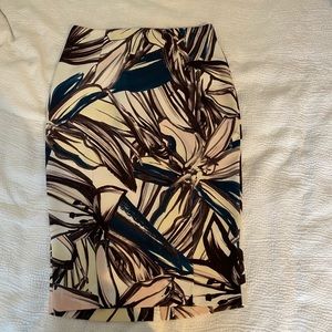 Floral midi skirt size 6